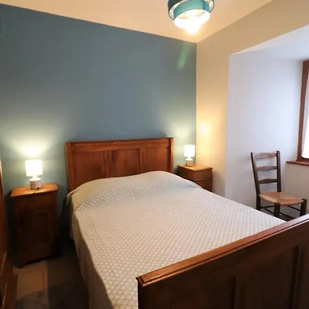 Maison Au Coeur Des Volcans D'auvergne, 4 Ch, Cheminee, Jardin Clos, Proximite Puy Mary Et Activites - Fr-1-742-170 Prázdninový dům *