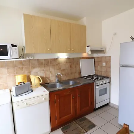 Maison Au Coeur Des Volcans D'auvergne, 4 Ch, Cheminee, Jardin Clos, Proximite Puy Mary Et Activites - Fr-1-742-170 Prázdninový dům